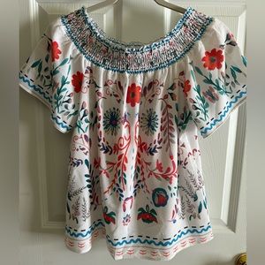 White Red Blue Women’s Size Small Shirt